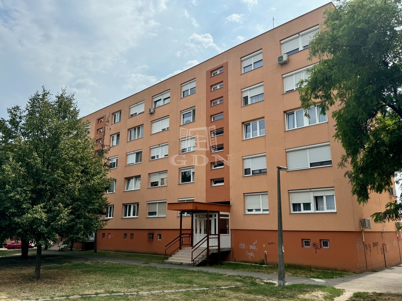 Продается Szigetszentmiklós Квартира (панель)